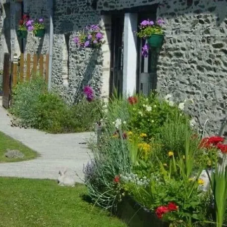 Holiday home 1 Of 3 Delightful Gites With Pool In The Beautiful Mayenne Countryside.