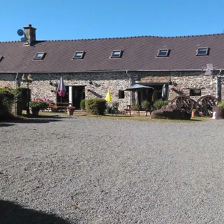 1 Of 3 Delightful Gites With Pool In The Beautiful Mayenne Countryside. Madre